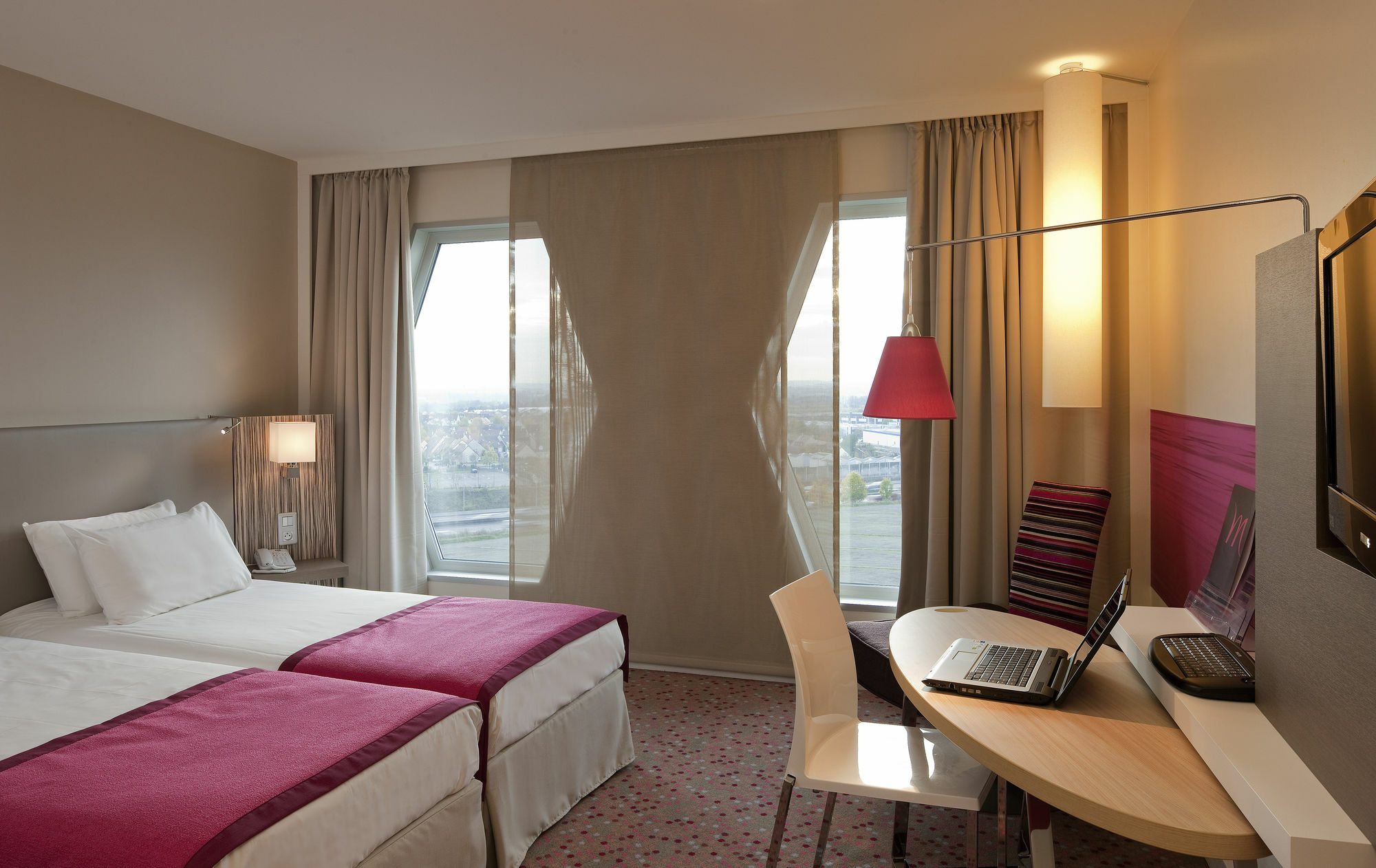 Mercure Paris Orly Rungis Aeroport Exterior foto